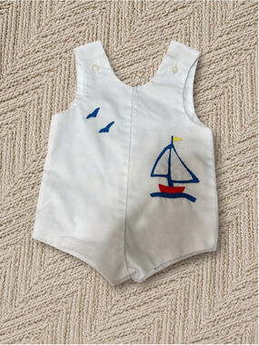 Nursery Rhyme Belk Baby Boy Sailboat Jon Jon Romper White Nautical‎ 12-18M Est.